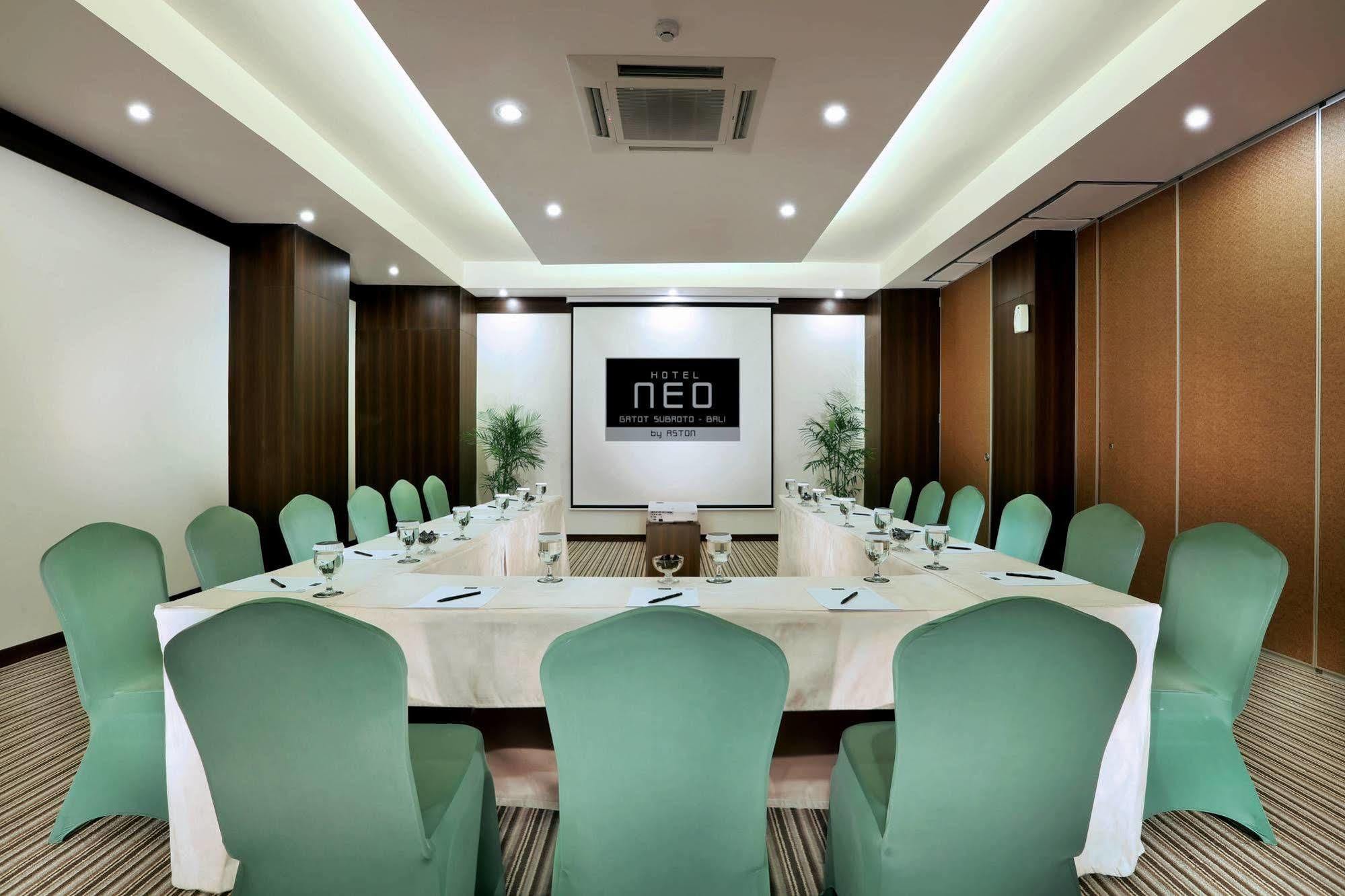 Neo Denpasar by ASTON Hotel Bagian luar foto